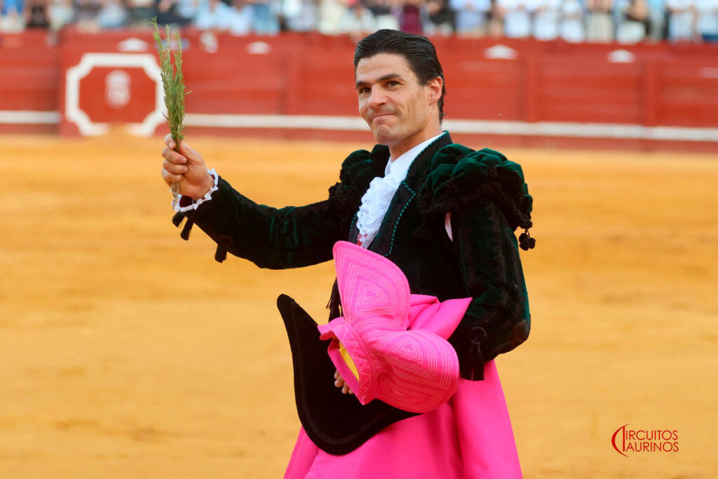 Pablo Aguado toreando en Aranjuez